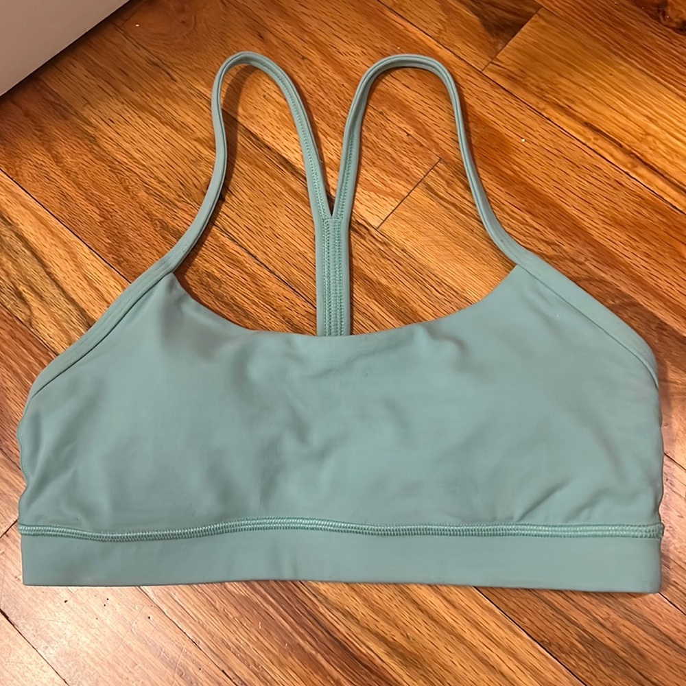 Lululemon Flow Y Nulu Bra